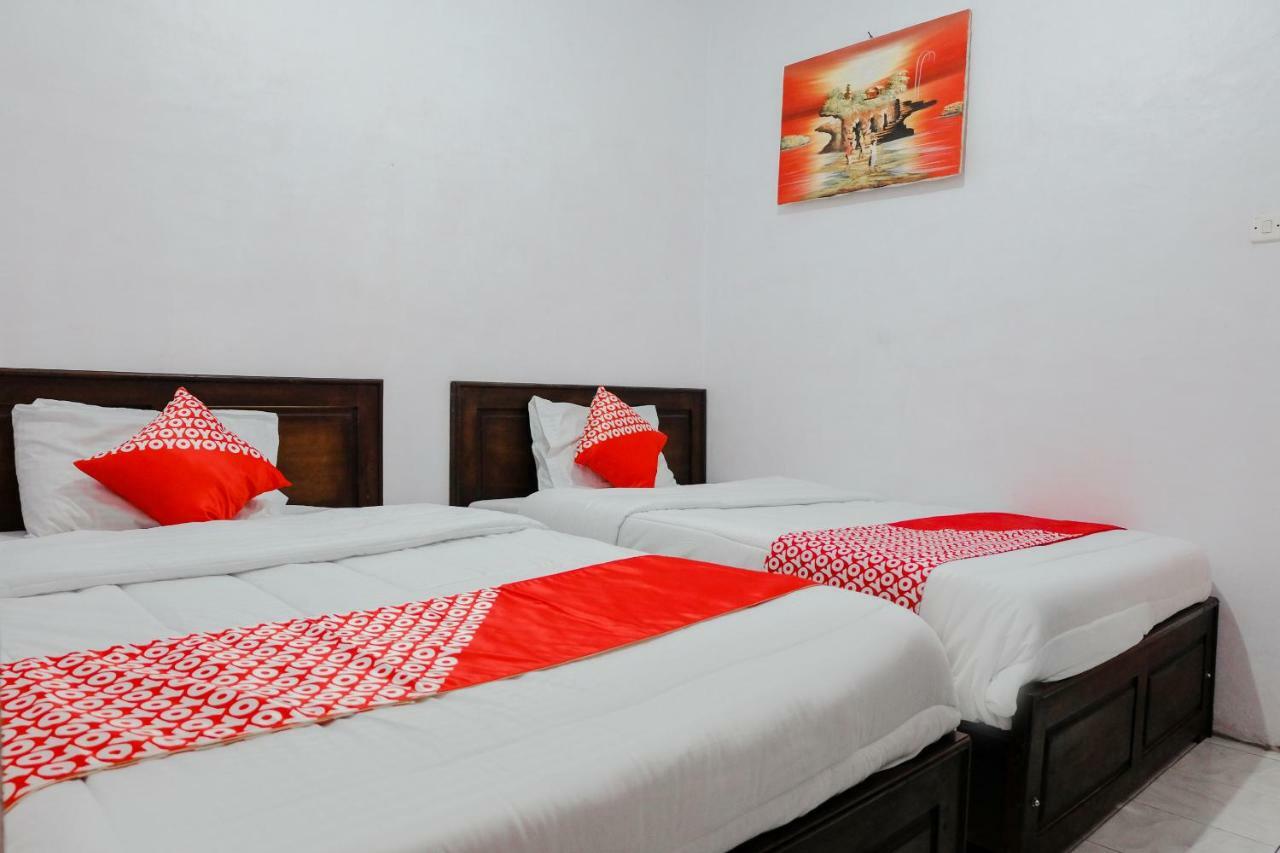 Oyo 1351 Tanggulasi Resto & Residence Syariah Magetan Εξωτερικό φωτογραφία